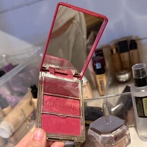 Morphe blush multi face trio wine & find